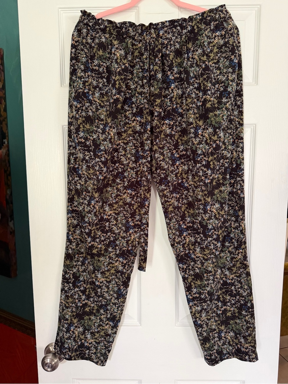 one clothing Black Floral-Print Jogger Pants with Green & Blue Accents